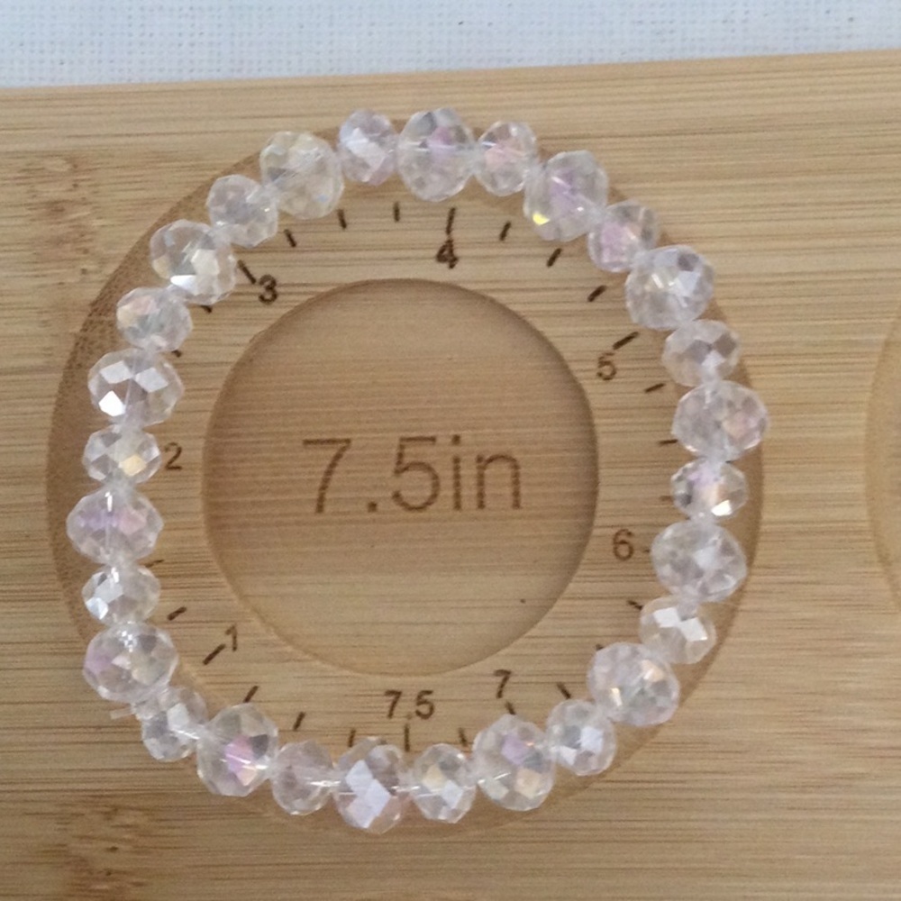Elegant Crystal Beaded Bracelet  NWOT  *